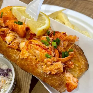 Connecticut Roll @ColumbusFoodDude