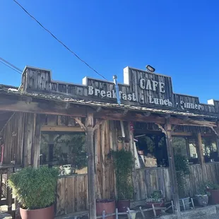 the front of the cafe