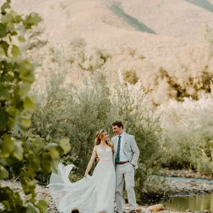 Photo by https://elleventurephoto.com/