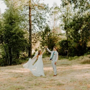 Photo by https://elleventurephoto.com/