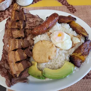 Bandeja Paisa