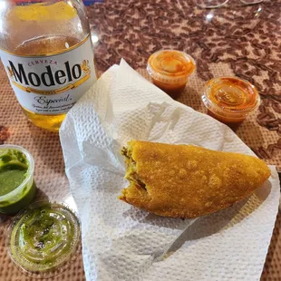 Bomb empenadas!