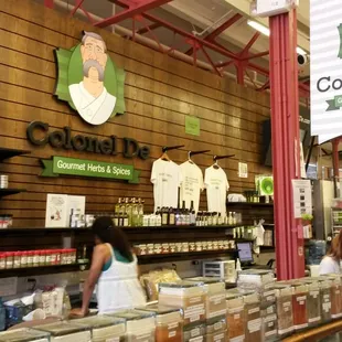 Spices and seasonings stall for Colonel De.