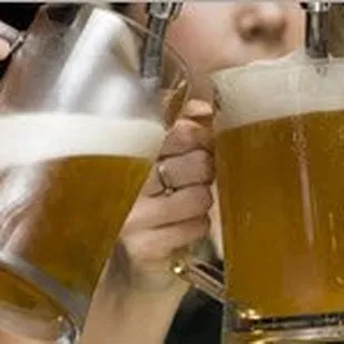 two people drinking beer