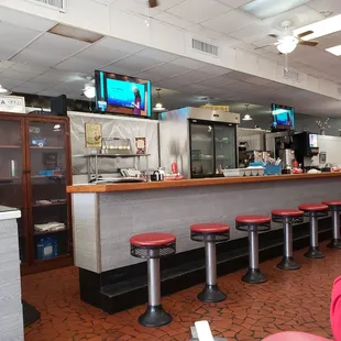 Has tv and you seat yourself.