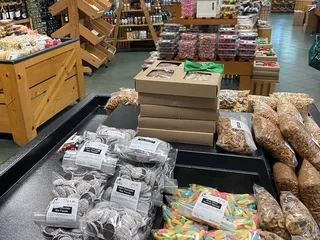 Tropical Nut & Fruit