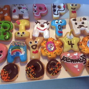 Freshest donuts in town! Got these for my daughters bday and class. It was a hit!!  Nice people with clean shop!!!!