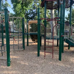 Colonial Park