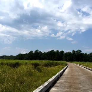 Colonial Parkway