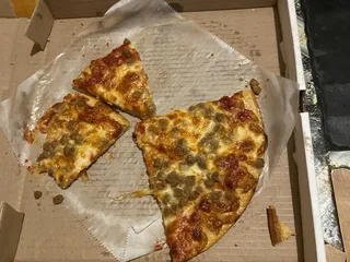 Evan's Pizza