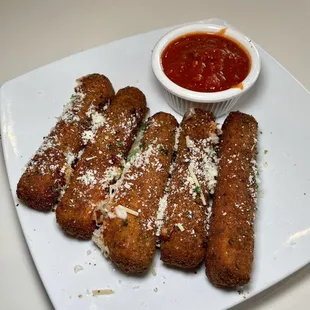 Mozzarella Sticks (5)