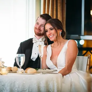 Grand Ballroom Sweetheart Table | Rosy &amp; Shaun Photography