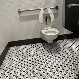 Men's bathroom stall (only stall)