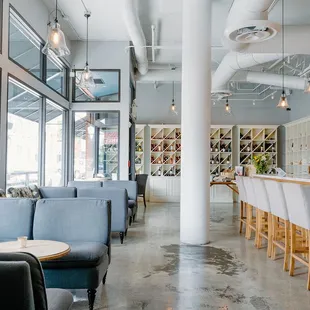 Colony Wine Merchant