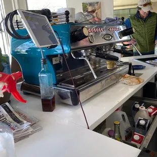 Espresso machine makes amazing shots