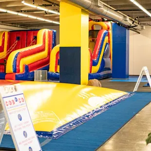Jumping pillow and slide