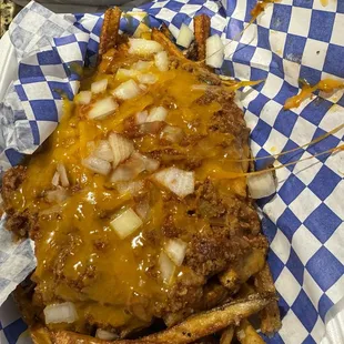 Chili cheese fries