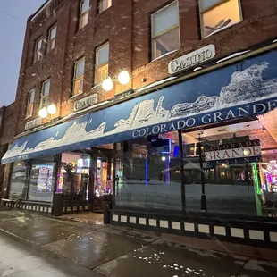 We&apos;re open through every season!