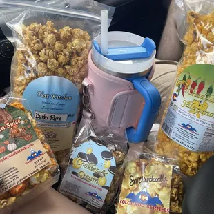 Pumpkin spice Mini, 10 oz. Butter Rum, Cookies &amp; Cream mini, Snickerdoodle mini, 4 oz. Cheddar Jalapeno