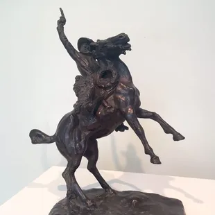 Smokin&apos; Up by Charles M. Russell - Bronze (1904) - Colorado Springs Fine Arts Center