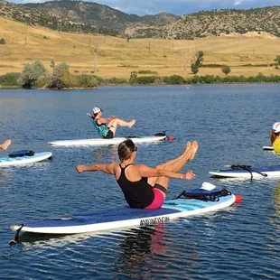 Yes SUP Yoga is a thing.