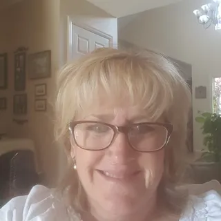 Tami S.