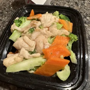Chicken and Broccoli! Really great colorful presentation and tasty too!