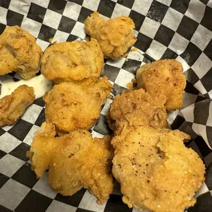 Fried mushrooms with ranch and horseradish aioli