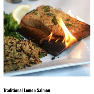 I had salad greens and ordered lemon salmon on the side.  Delicious!