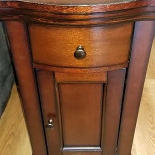 End table with USB ports