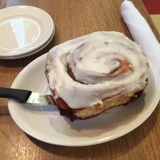 Colossal Cinnamon Roll
