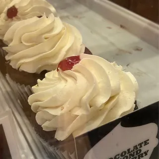 1 Colossal Size Cupcake