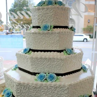 Octagon wedding cake.