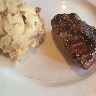 Sirloin Steak* 6 oz. - no salad