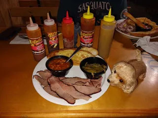 DUSTIN'S Bar-B-Q