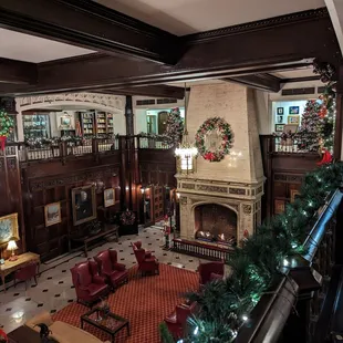 The lobby from the mezzanine, Christmas 2022.