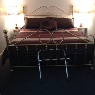 This is the room with the king size bed