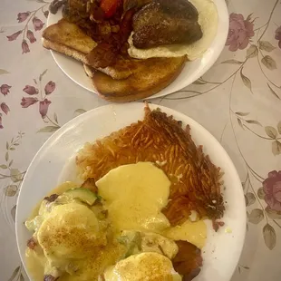 Eggs Benedict is delicious! Boyfriend got the British breakfast.