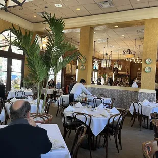 Restaurant!