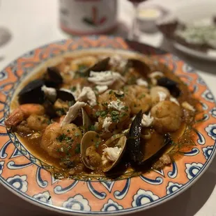 Fideua de Mariscos - 10/10 could easily share  with someone.