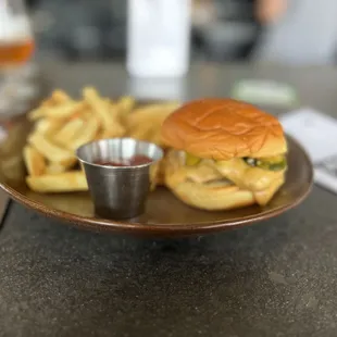 Hamburger and fries with curry ketchup 5/2024 (this cost $20)