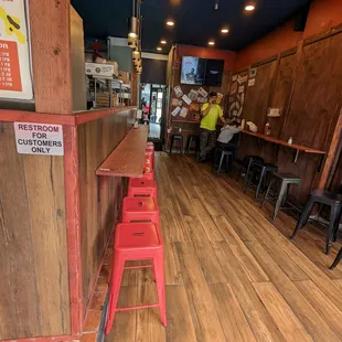 Dine-in counters
