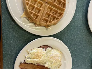 Bridgeview Diner