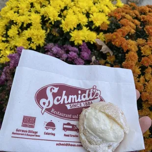 Small cream puff from Schmidt&apos;s Sausage Haus