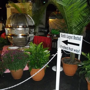 (not quite the) World&apos;s Largest Meatball