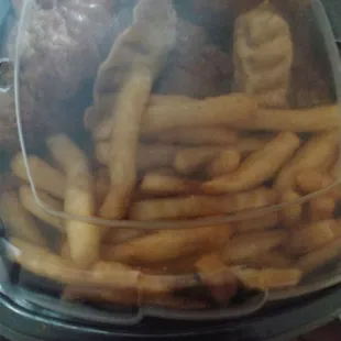 6 wings, 2 fried dumplings and truffle fries. All well seasoned and CRISPY!