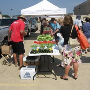 farmers selling produce