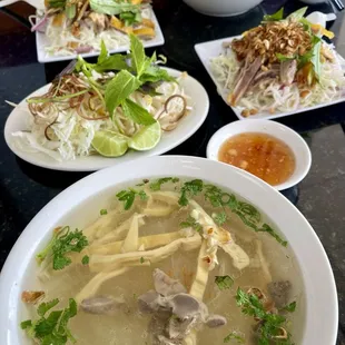 Mien mang ga goi bap cai and chao ga goi bap cai