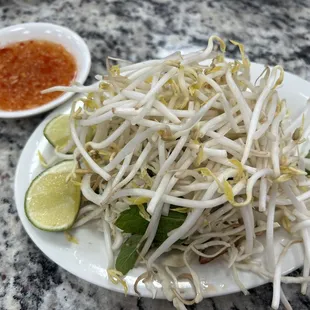 Portion for 2 bowls of bun mang vit with fish sauce