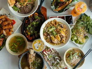 Now Phở